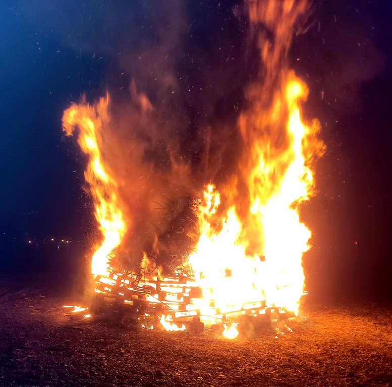 Funken B__UMLE am See A FACKELZUG mit KINDERFUNKEN 25-02-2023 _5_.jpg