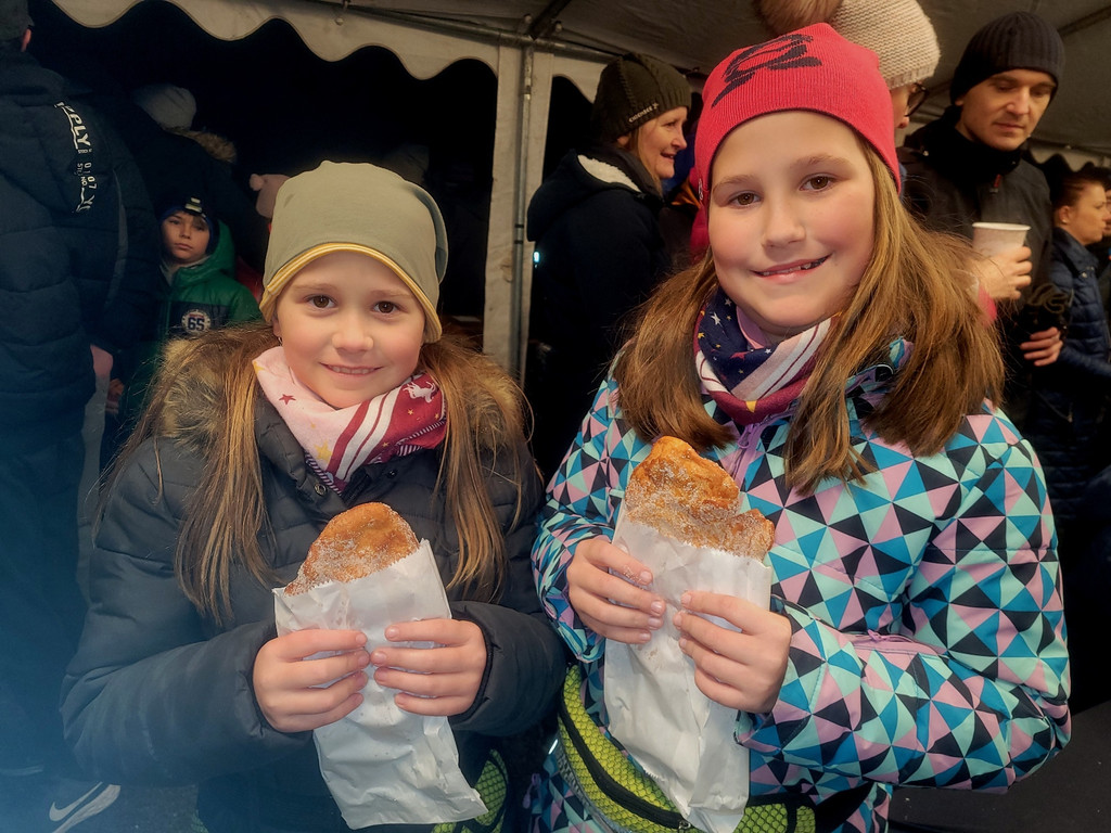 Funken B__UMLE am See E BEWIRTUNG K__chle und W__rscht 25-02-2023 _7_.jpg