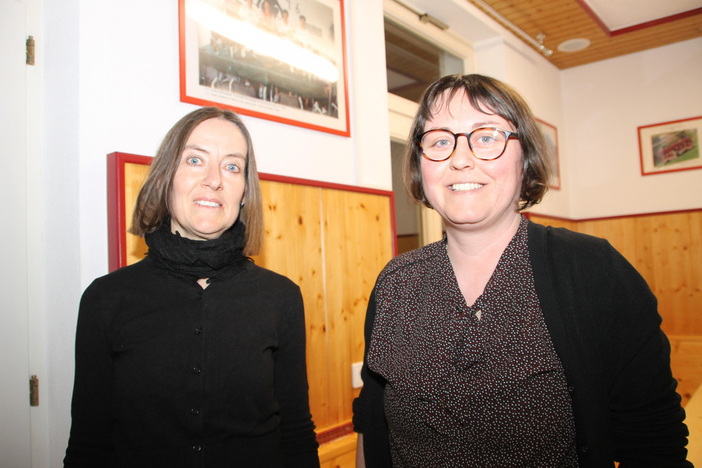 IMG_0048 Klaudia Tschavoll-Wurzer und Corinna Amann.JPG