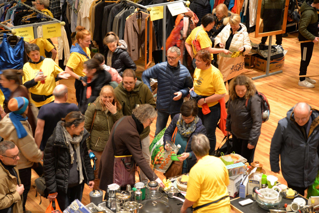 2023_Flohmarkt_0011 _002_.jpg