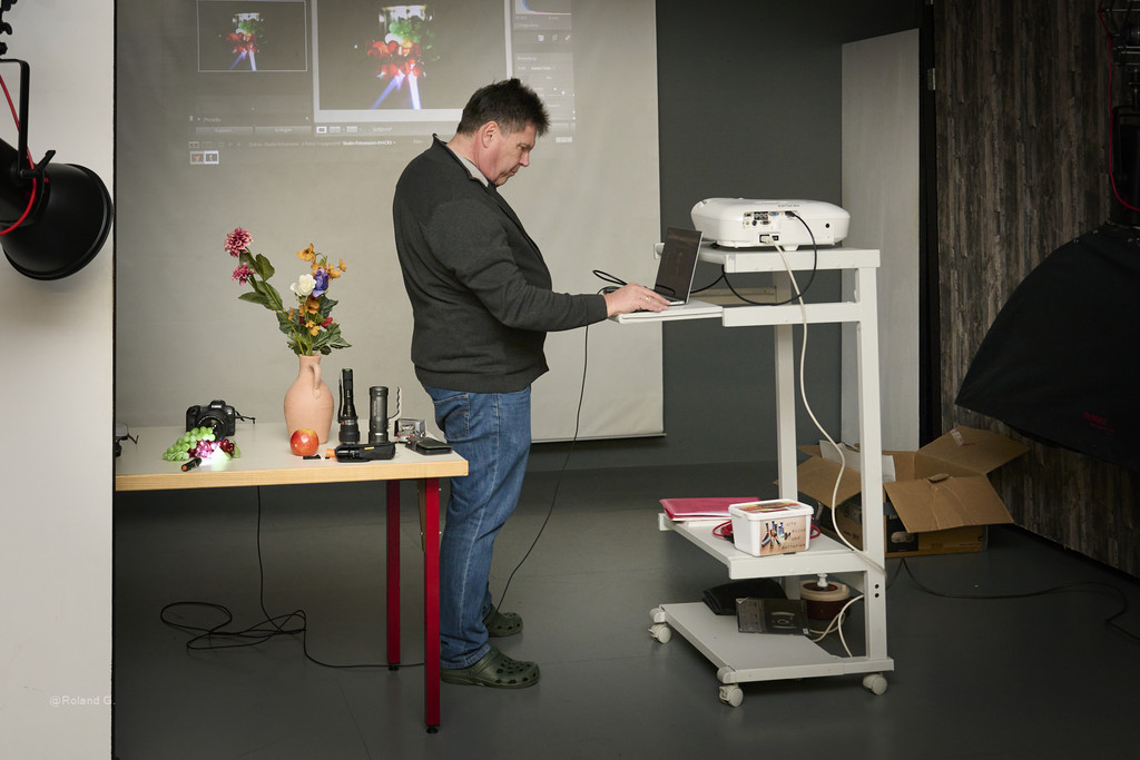 KlubabendGrundlagenFotografie_20230309_RGZ0014_RolandG_LK1800.jpg