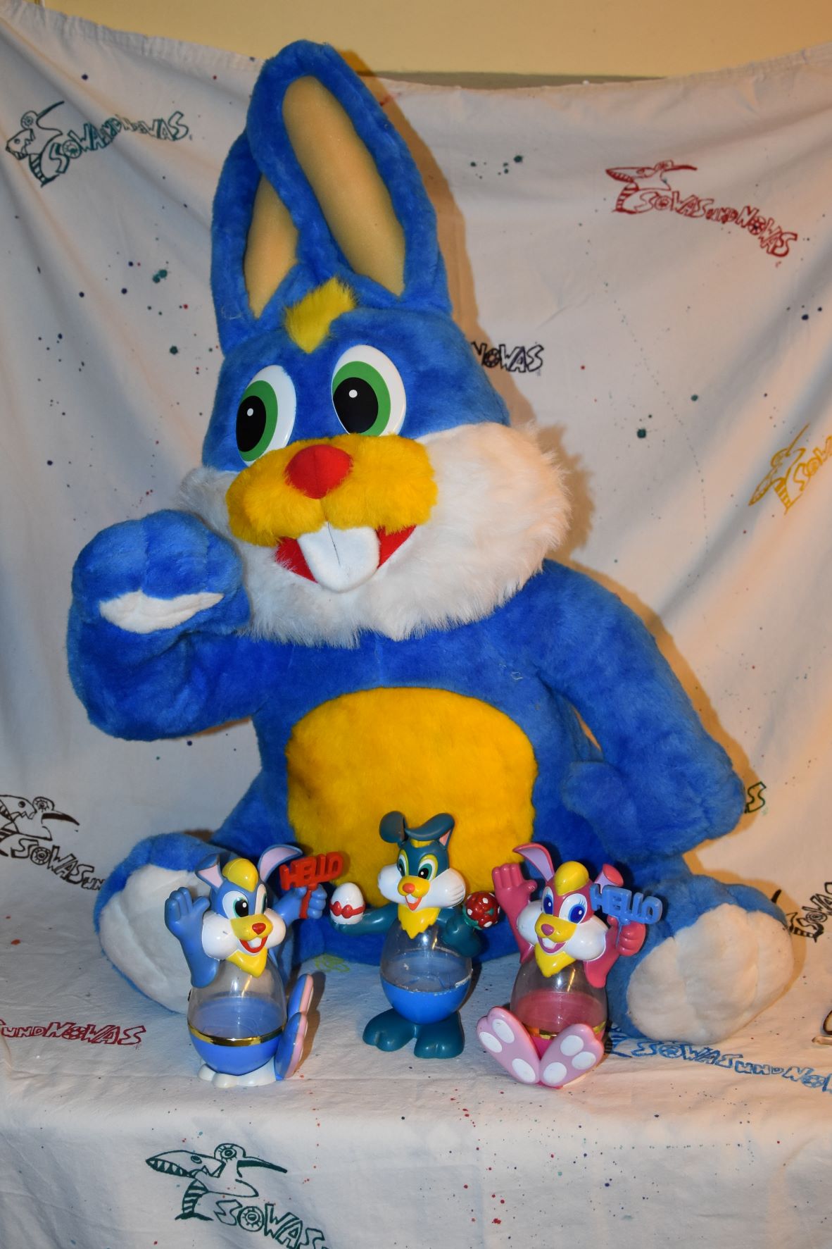 Prenner Ausstellung __-ei Schokobons Hallohasen und Stoffhase Email M__rz 2023.JPG