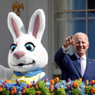 2023-04-10T145318Z_702845910_RC2PB0AEF0QS_RTRMADP_3_RELIGION-EASTER-WHITE-HOUSE.JPG