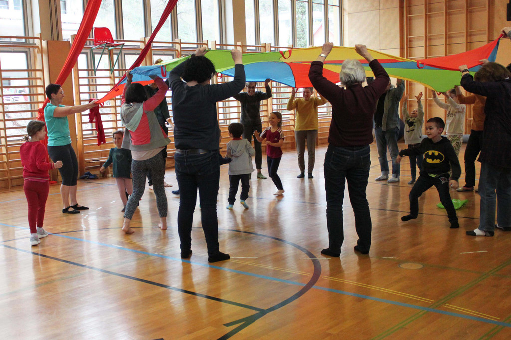 Gro__eltern-Kind-Zirkus __ Stadt Feldkirch.jpg