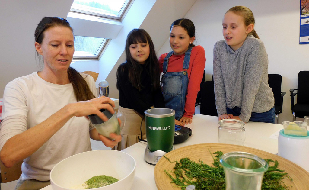 Naturkosmetik-Workshop __ MG Rankweil _ Ilse Anders.jpg