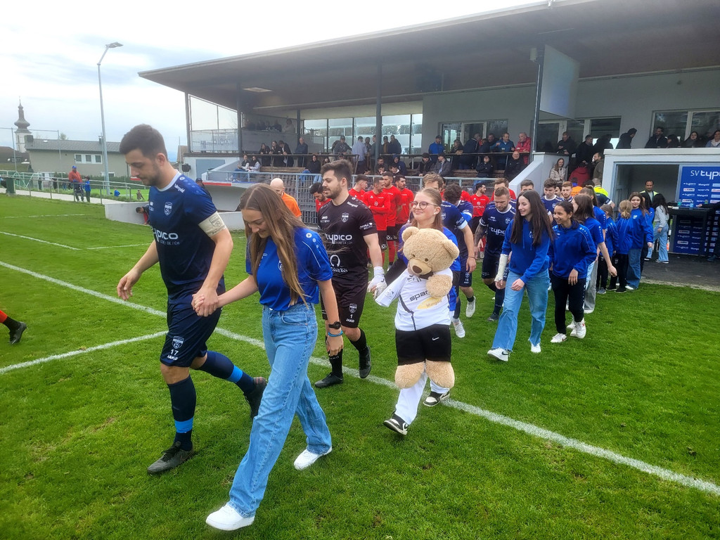 Fu__ball SVL Spiel gegen Fu__ach 15-04-2023 _3_.jpg