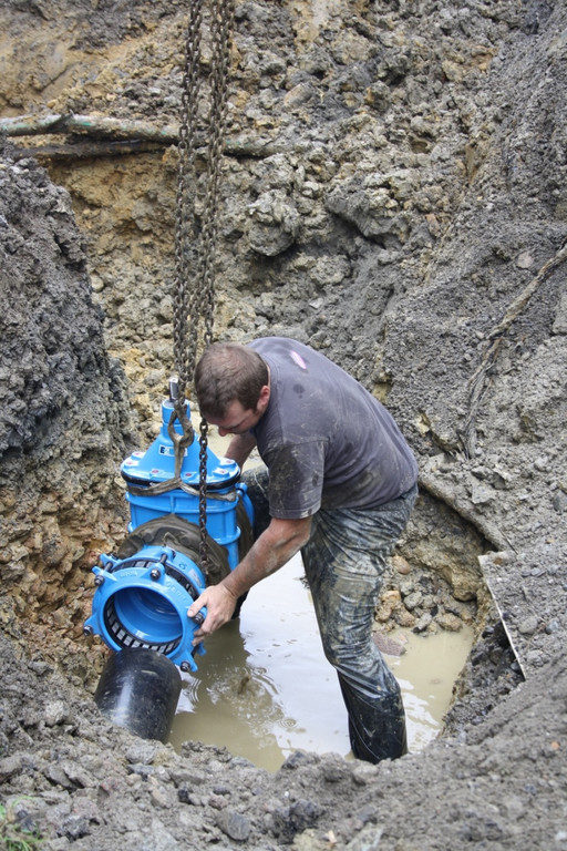aa Schwendeweg Wasserleitung NEU Symbolfotos April 2023 _3_.JPG