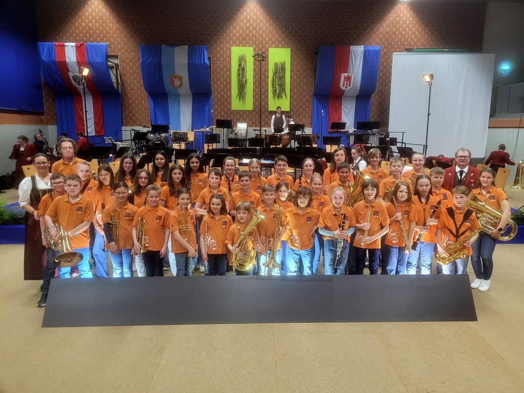 Musikverein FR__HLINGSKONZERT C MV plus JUGEND 15-04-2023 _1_.jpg