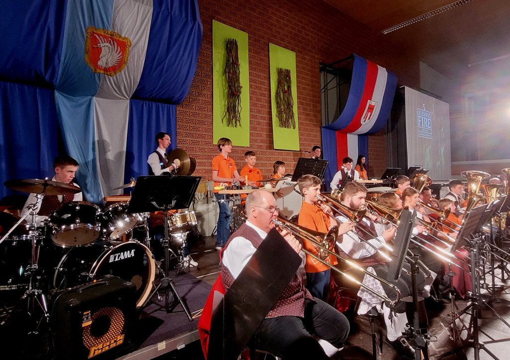 Musikverein FR__HLINGSKONZERT C MV plus JUGEND 15-04-2023 _13_.jpg