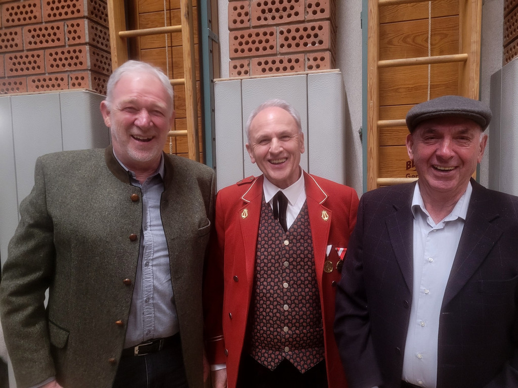 Musikverein FR__HLINGSKONZERT E MV plus PERSONEN 15-04-2023 _5_.jpg