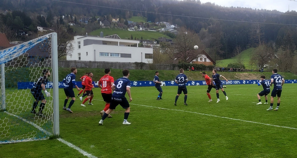 Lochau Fu__ball SV typico Lochau gegen HARD Termin April 2023 Symbolfoto _2_.jpg