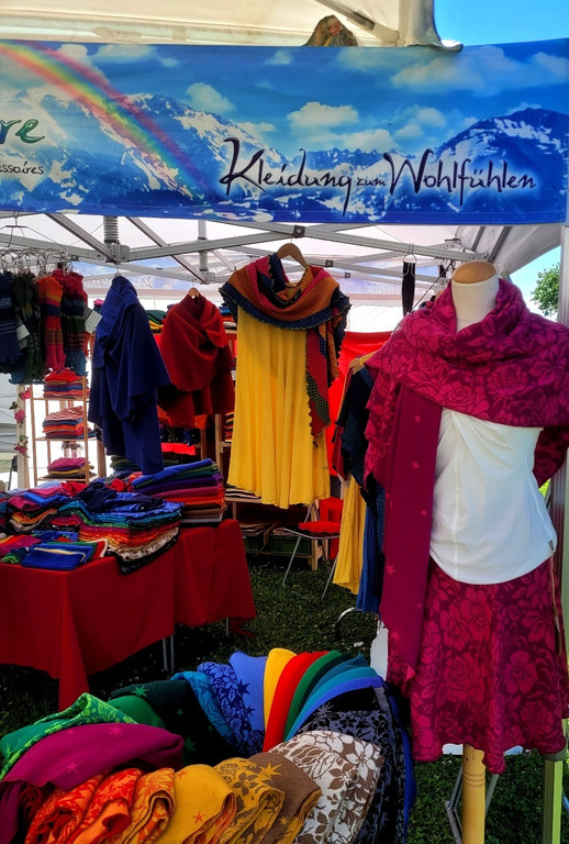 Hard VOL Kunsthandwerkermarkt am Festplatz am See T__pferei G__ttinger Mai 2023 _12_.jpg