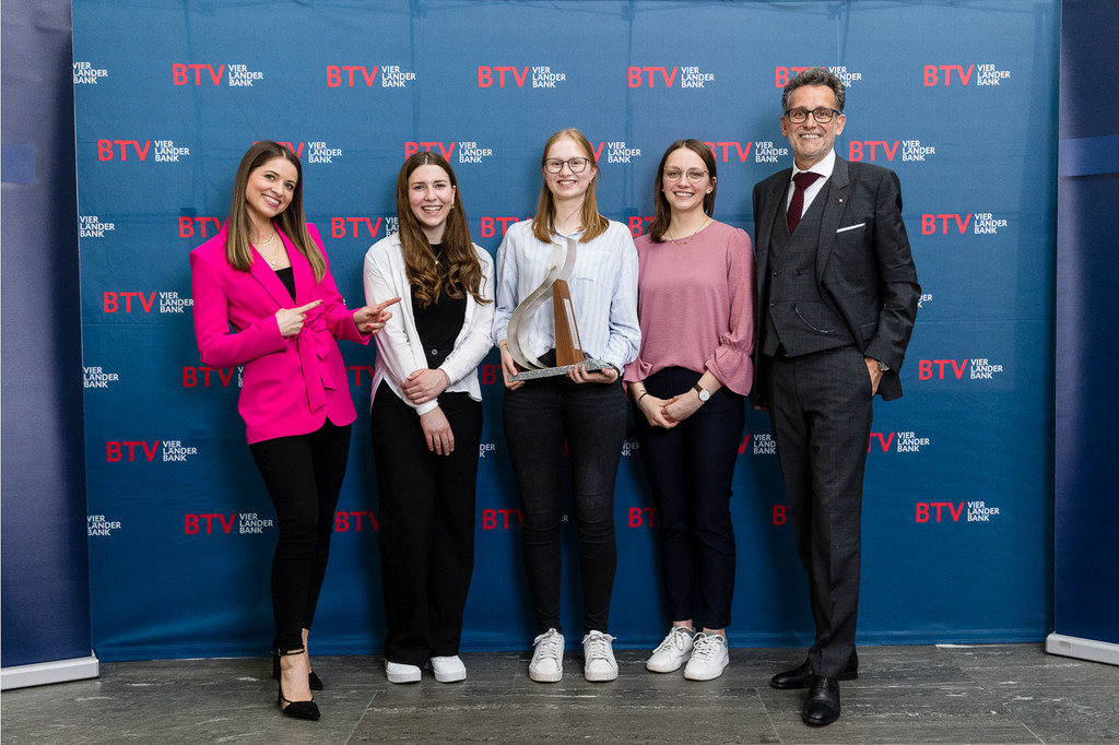 BTV-Marketing-Trophy-Fotografin-Christina-Gaio-19_ April 2023-131700.jpg
