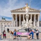 09052023 VGT-Aktion zum Muttertag – Leid der Muetter in der Tierindustrie