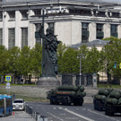 2023-05-09T084213Z_1829006917_RC2WU0AXZYID_RTRMADP_3_WW2-ANNIVERSARY-RUSSIA-PARADE.JPG