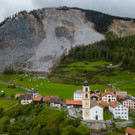 2023-05-11T144952Z_98330632_RC2EW0AKISSV_RTRMADP_3_SWISS-ROCKSLIDE.JPG