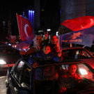 Türkei-Wahl: Erdogan-Anhänger feiern in Ankara