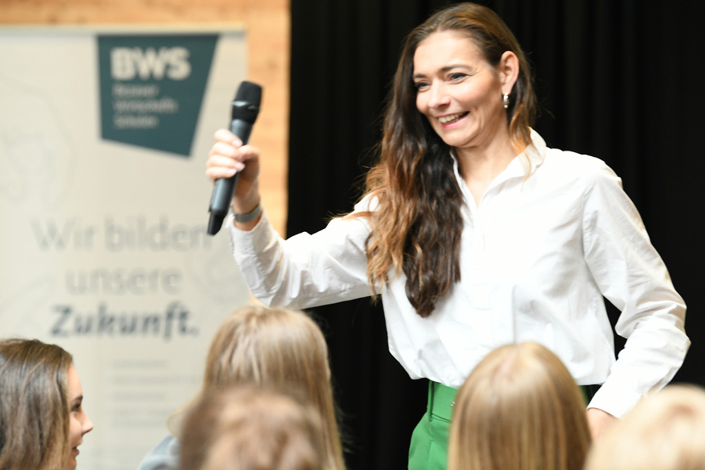 Claudia Brauer.jpg