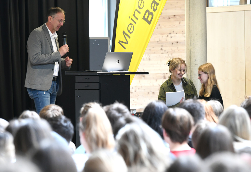 Larissa und Lena Silicon Valley.jpg
