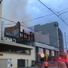 Gewaltiges Feuer in Gebäude im Zentrum von Sydney ausgebrochen