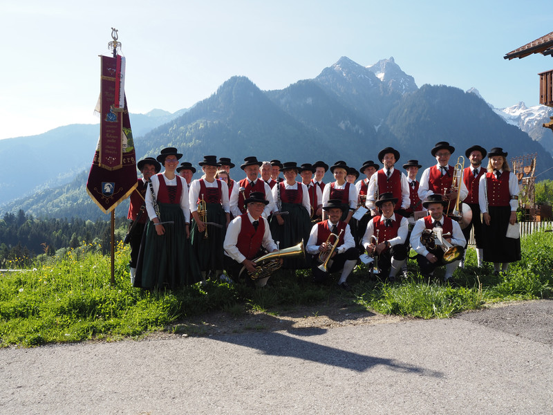 02 Dorfmusik B__rserberg.jpg