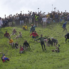 Britain_Cheese_Rolling_59345.jpg