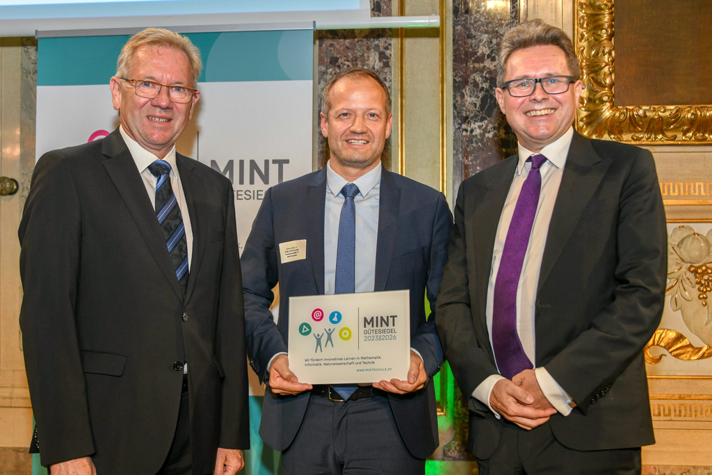 MINT Zertifizierung_1 Fotocredit Markus Prantl.jpg