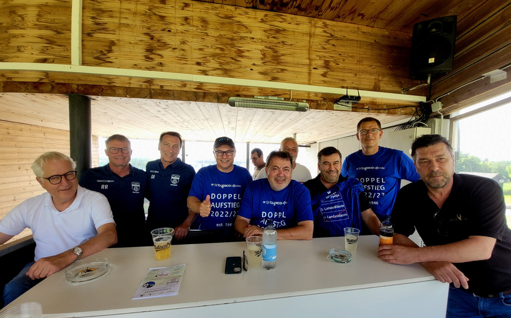 Fu__ball SVL DOPPEL-AUFSTIEG Abschluss der Meisterschaft E Personen im Umfeld 10-06-2023 _1_.jpg