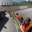 Klimakleber blockieren Brenner-Autobahn