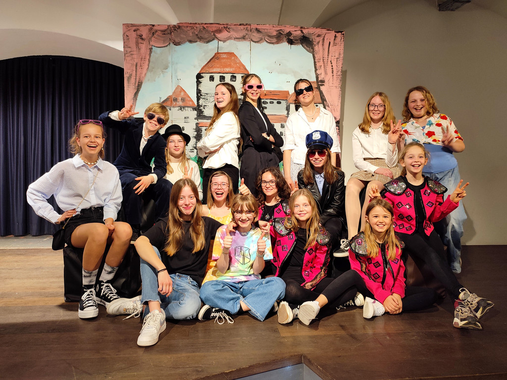Saumarkt TheaterKinder 1.jpg