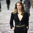 Chanel: Catwalk am Ufer der Seine