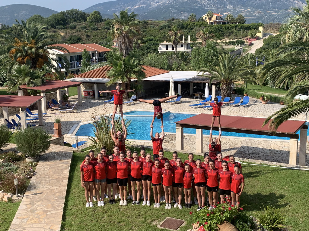 aCREWbatics Teamfoto 1.JPG