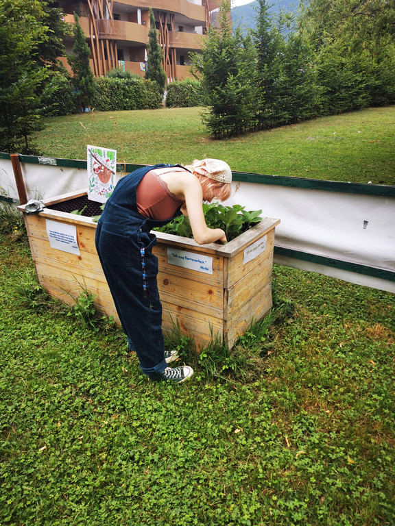 Gartenarbeit in der OJAD _1_.jpg