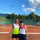 Finalistinnen Einzel Damen Sandra Nussbaumer und Siegerin Doris Bereuter___.jpg