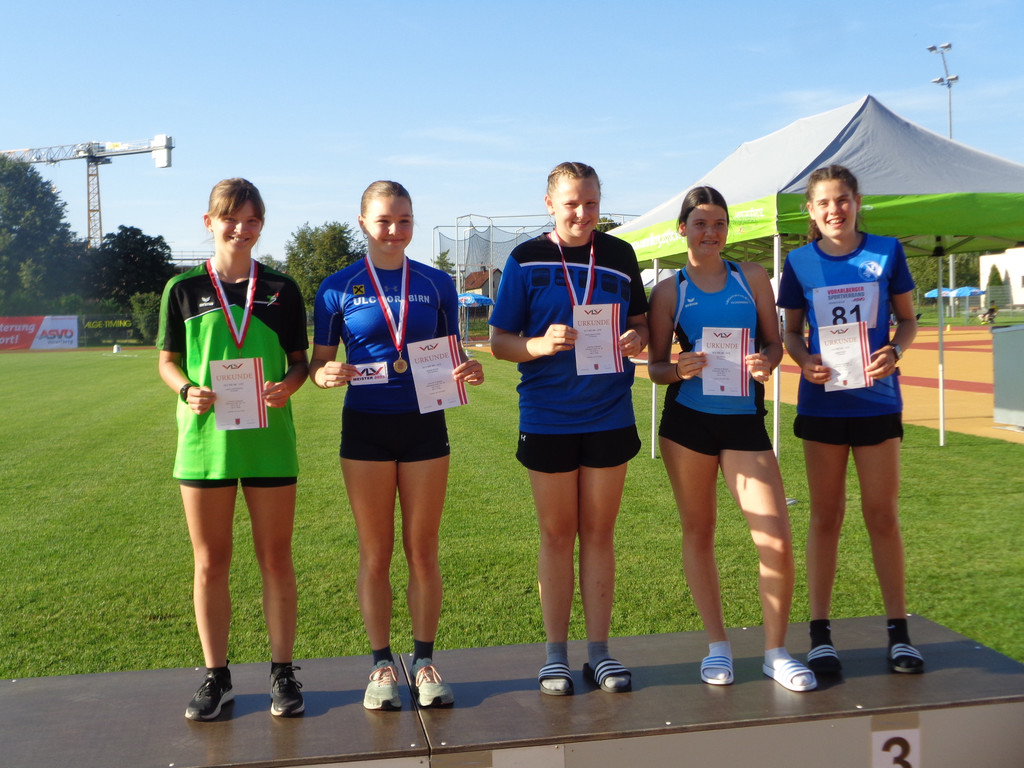 Jasmin Diskus Siegerehrung DSC05314.JPG