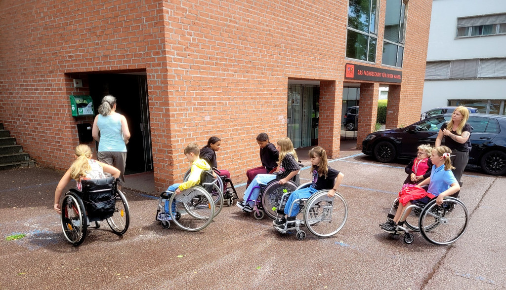 Lochau FERIENPROGRAMM Rollstuhl Workshop __ZIV 21-07-2023 _12_.jpg