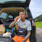Rambo Runs Around Austria_das Versorgungsauto besucht Rambo einmal pro W___ _002_.jpeg