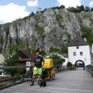 0004 20_ Juli 2021_ an der Felswand von Essing im Altm__hltal.JPG