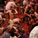 2023-08-30T110650Z_2057992962_RC2BY2ASO4X7_RTRMADP_3_SPAIN-CULTURE-TOMATO-FIGHT.JPG