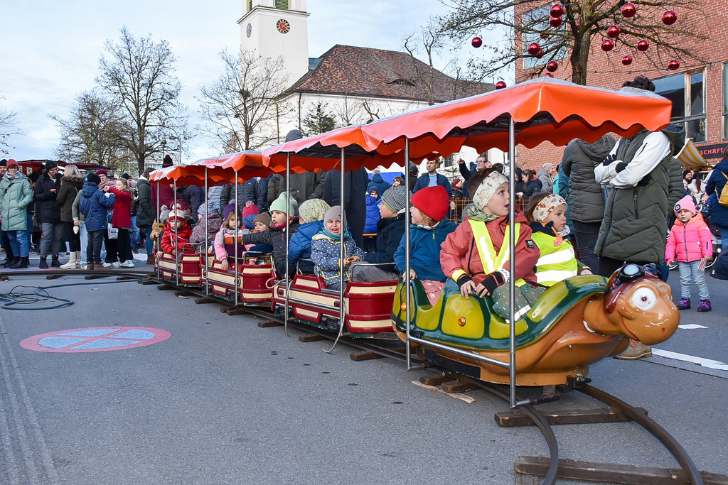 20221127_Weihnachtsmarkt_Z__gle.jpg
