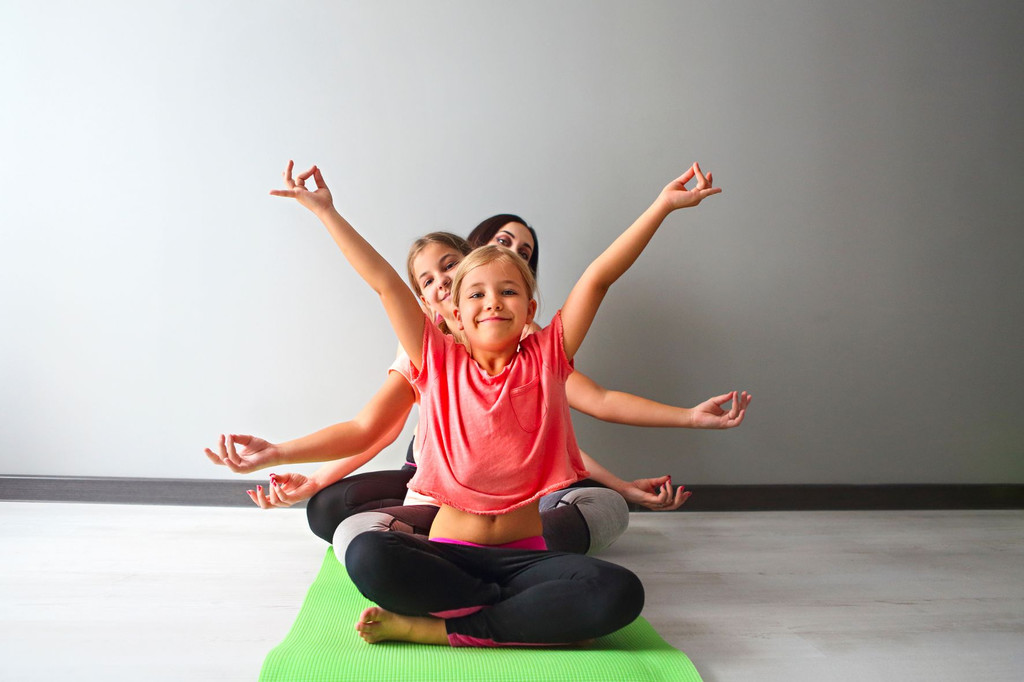 Kinderyoga 1.jpg