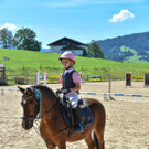 Elina Burtscher - Willi - Siegerehrung - Foto Waschb__r.jpeg