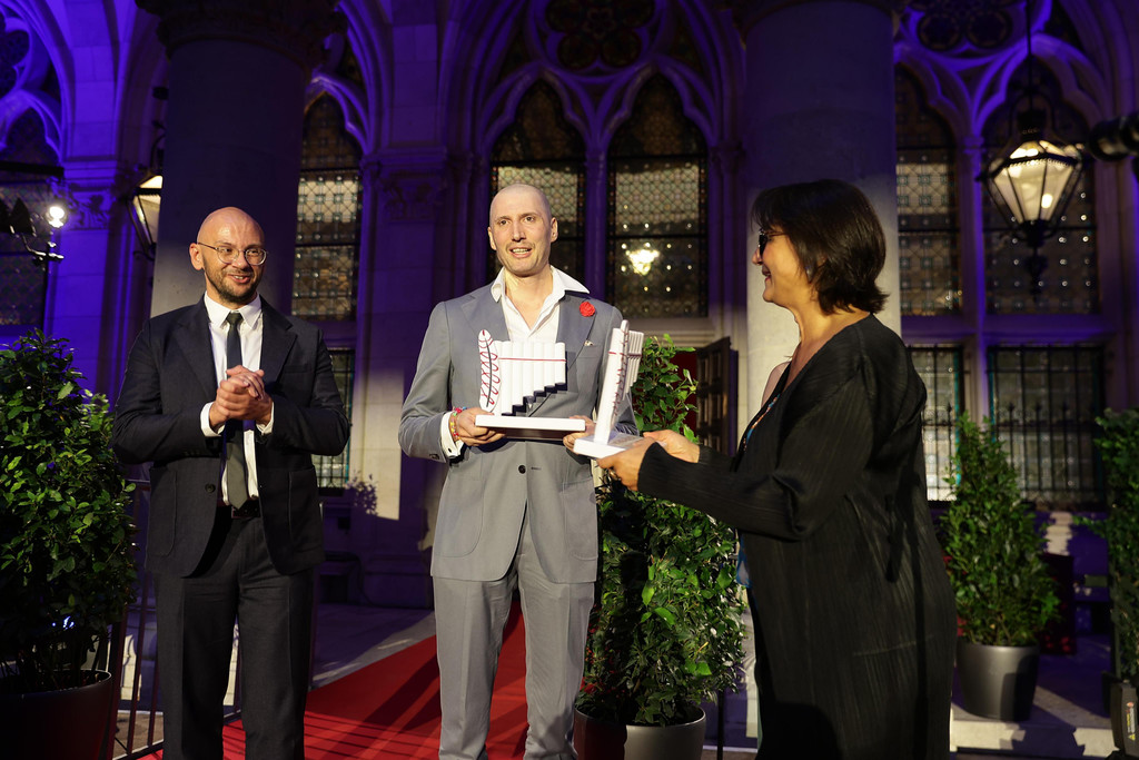 09_Connor_Schwendinger_Kaup-Hasler__c__Kristian Bisutti _1_.jpg