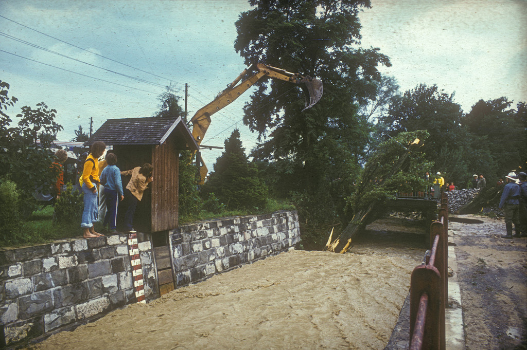 Archivaufnahmen Hochwasser Ruggbach-22.jpg