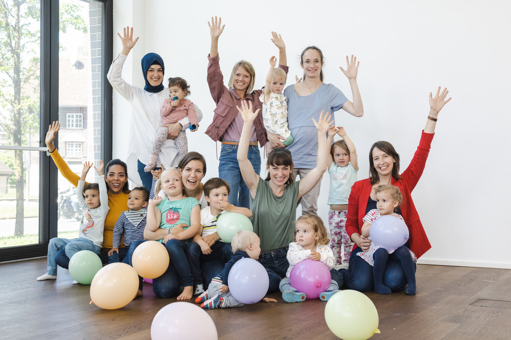 Purzelbaum Eltern-Kind-Gruppe Werbefoto.jpg