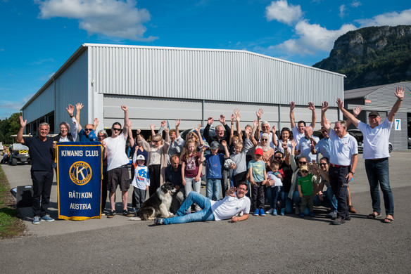 Kiwanis Kinderflug Gruppe.jpg