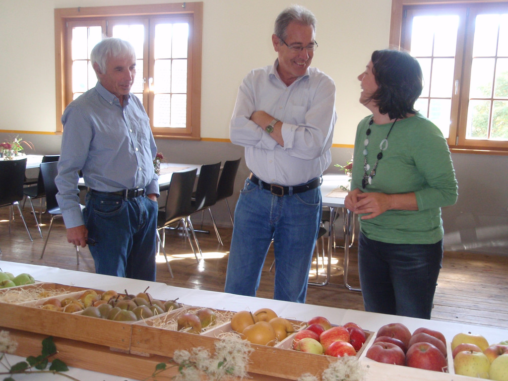 2014_10_05 Obstausstellung OGV Vereinshaus__12.JPG
