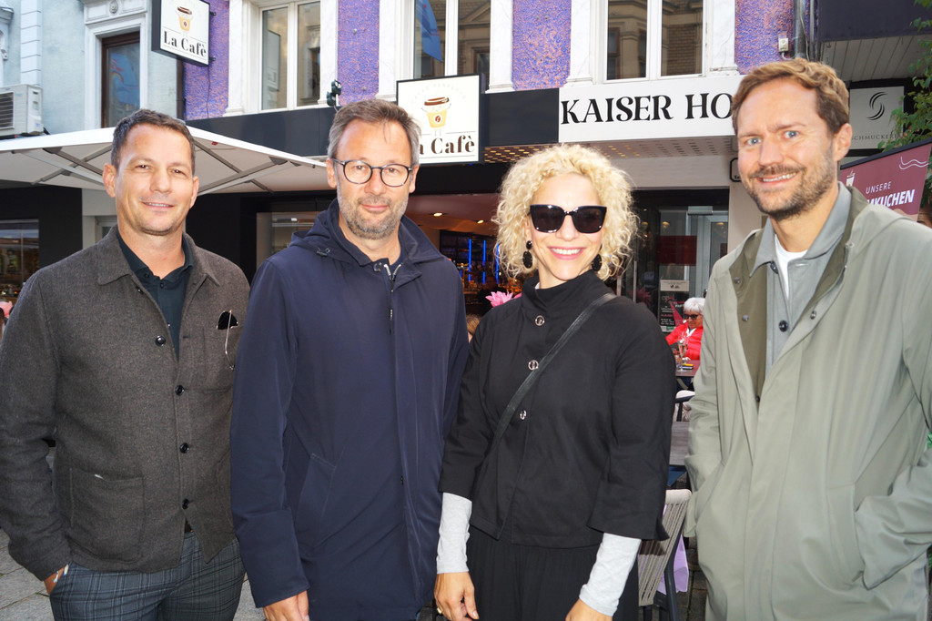 Robert S_ Salant von Bregenz-Tourismus_ Robert V__gel _Schuhe V__gel__ Marina H__mmerle _Schauraum_ und Clemens Sagmeister.JPG
