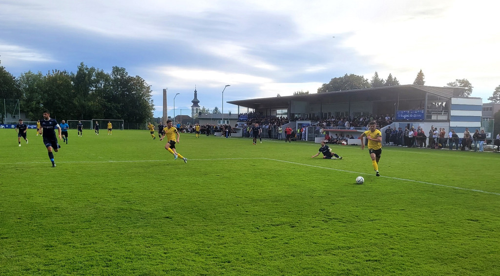 Fu__ball SVL Spiel gegen H__rbranz DAS DERBY 07-10-2023 _14_.jpg