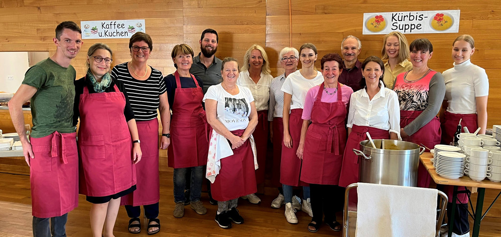 Lochau TERMIN Kartoffeltag Missionskreis Symbolfoto f__r die Ank__ndigung Oktober 2023 GRUPPE NEU.jpg